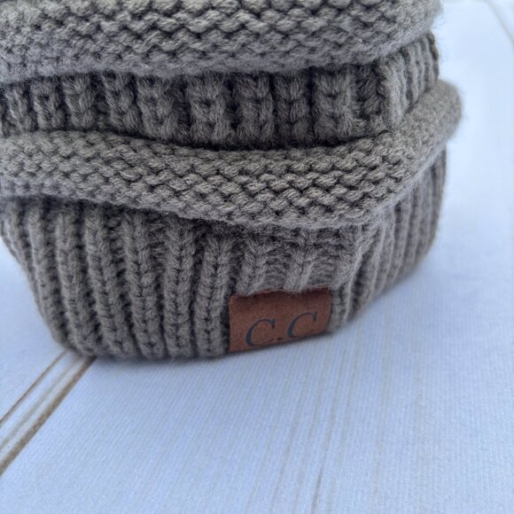CC Chunky Cable Knit Cap Hat - Taupe/ Gray - Hole for Ponytail or Bun - Picture 5 of 6